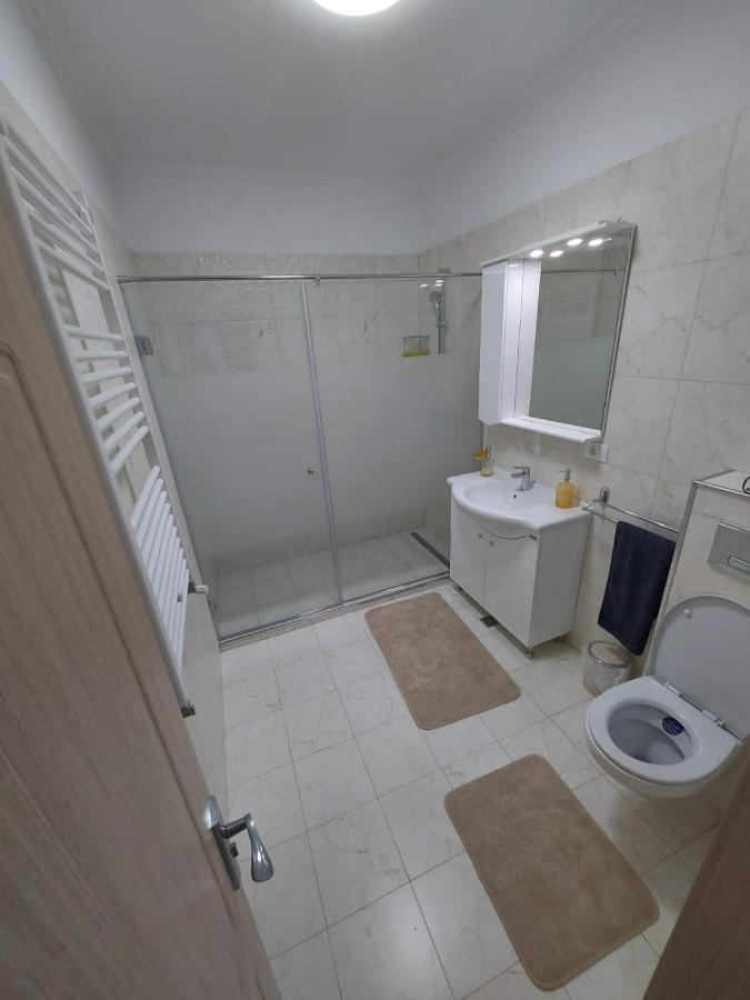 Faleza Nord Apartament De Lux Nou Pe Malul Marii Apartman Konstanca Kültér fotó