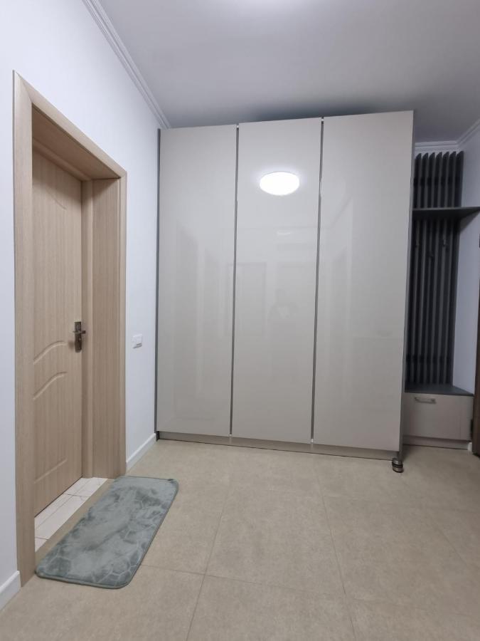 Faleza Nord Apartament De Lux Nou Pe Malul Marii Apartman Konstanca Kültér fotó